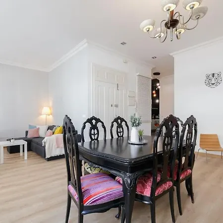 Estilo, Luz Y Elegancia En By Apartman *
